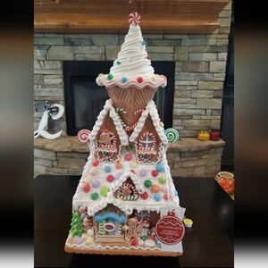 Whimsical Ice Cream Gingerbread House-NWT